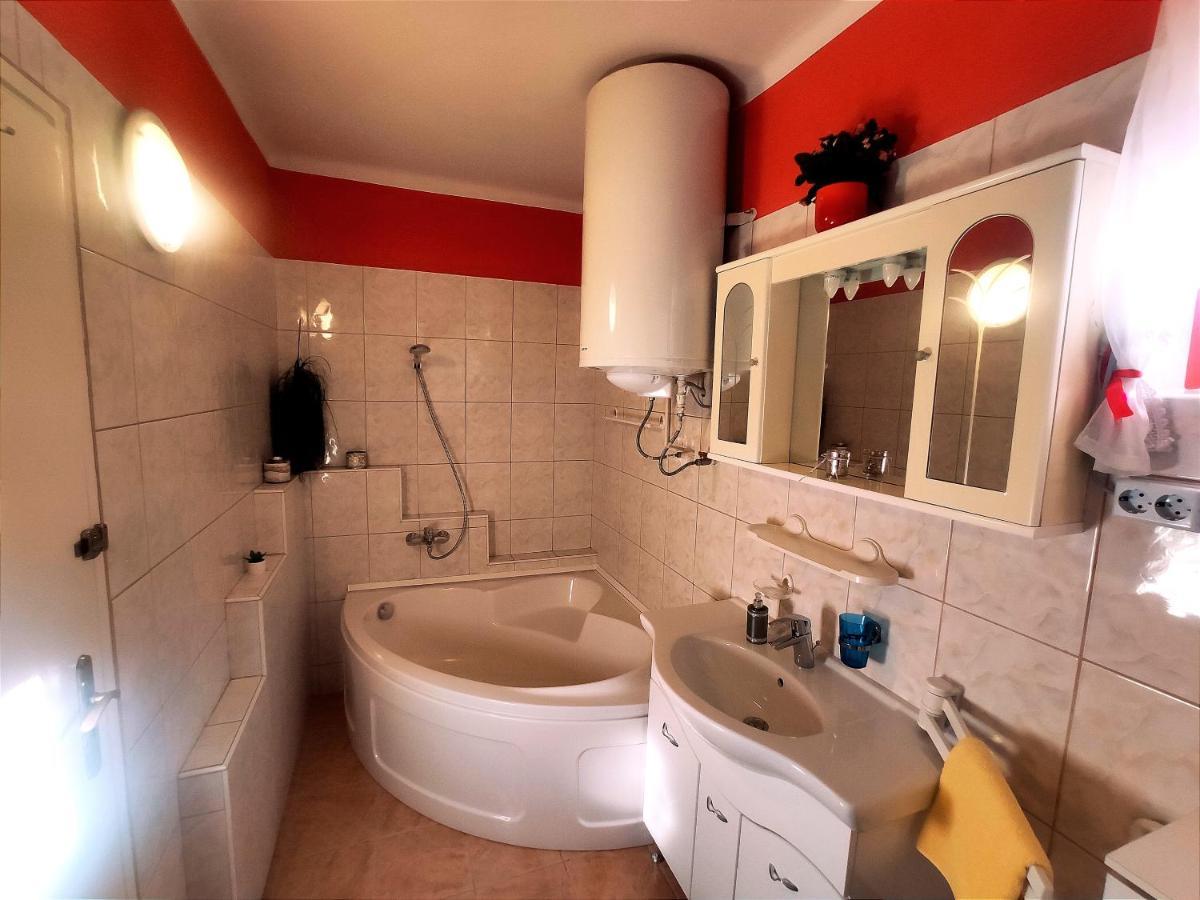 Szandra Vendégház Osku Extérieur photo