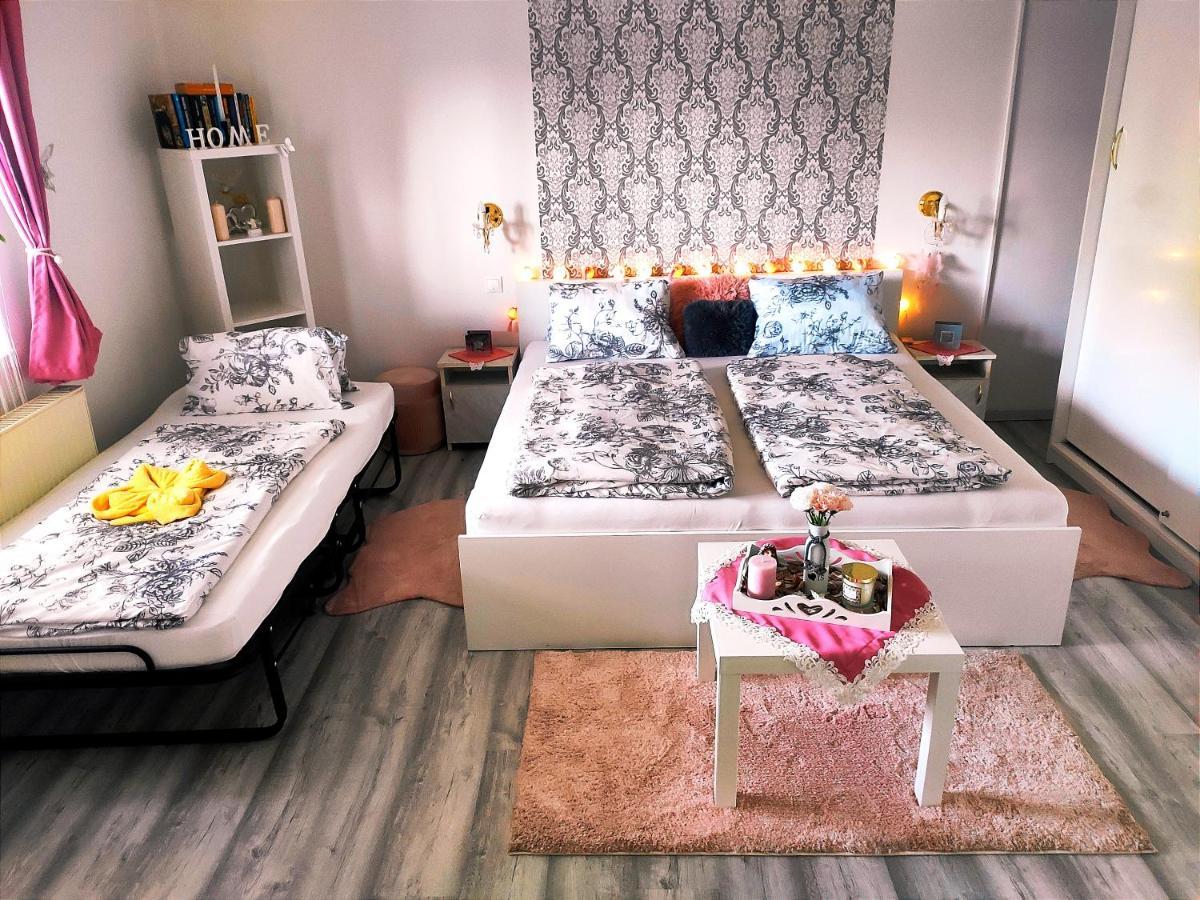 Szandra Vendégház Osku Extérieur photo